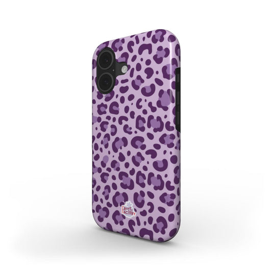 Coque antichoc MagSafe iPhone léopard mauve, vue trois quarts