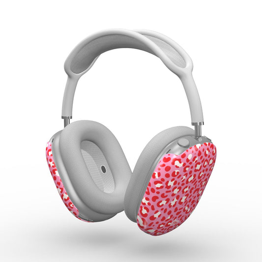 Coque AirPods Max motif léopard rose, vue trois quarts