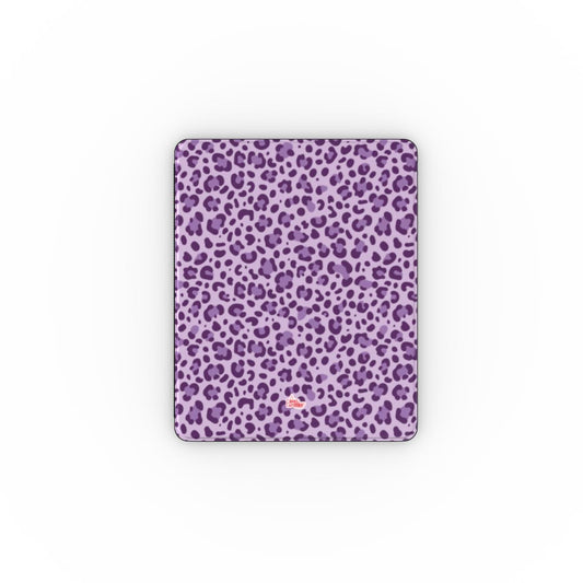 Coque iPad motif léopard mauve, vue de face