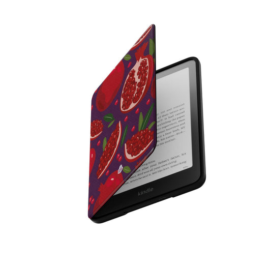 Coque Kindle motif grenade violet, rabat ouvert laissant apparaître la liseuse Kindle