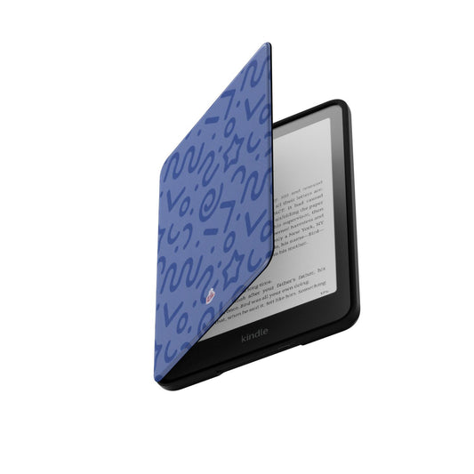 Coque Kindle motif tortillon bleu, rabat ouvert laissant apparaître la liseuse Kindle