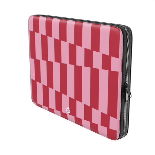 Housse ordinateur portable motif géométrique en briques décalées rose, vue trois quarts